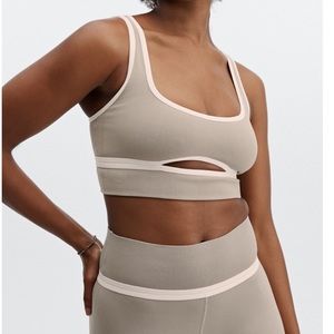 NWT Fabletics Sculptknit Cutout Set
